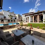 Akay Hotel