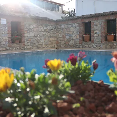 Hotel Akay 3*