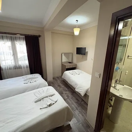 Hotell Akay 3*